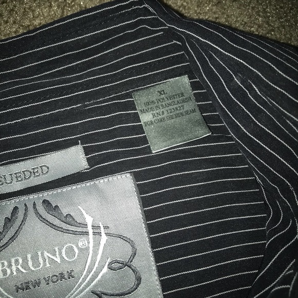 Brand New button up - Picture 2 of 3